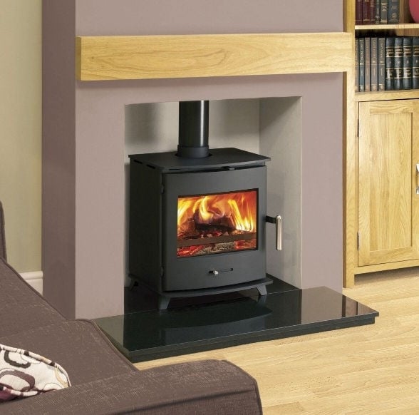 Pevex Newbourne 40FS Direct Air Ecodesign wood-burning stove with black finish
