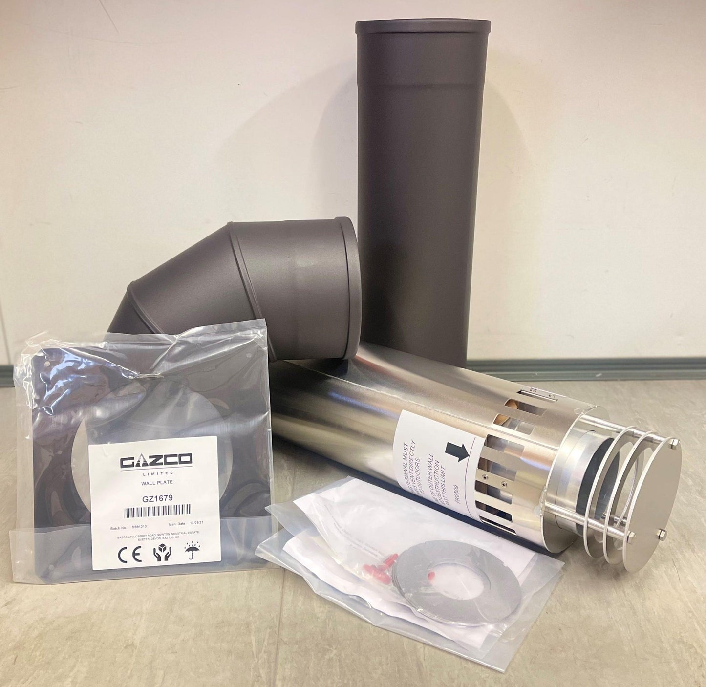 Gazco Top Exit Up and Out Anthracite Painted Balanced Flue Kit