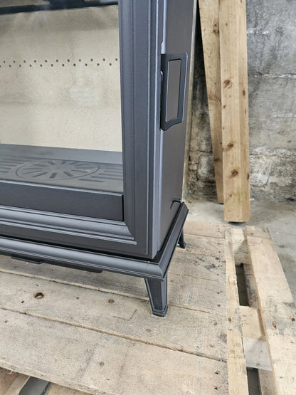 Stovax Sheraton 5 Wide Multifuel Stove new with slight cast imperfection