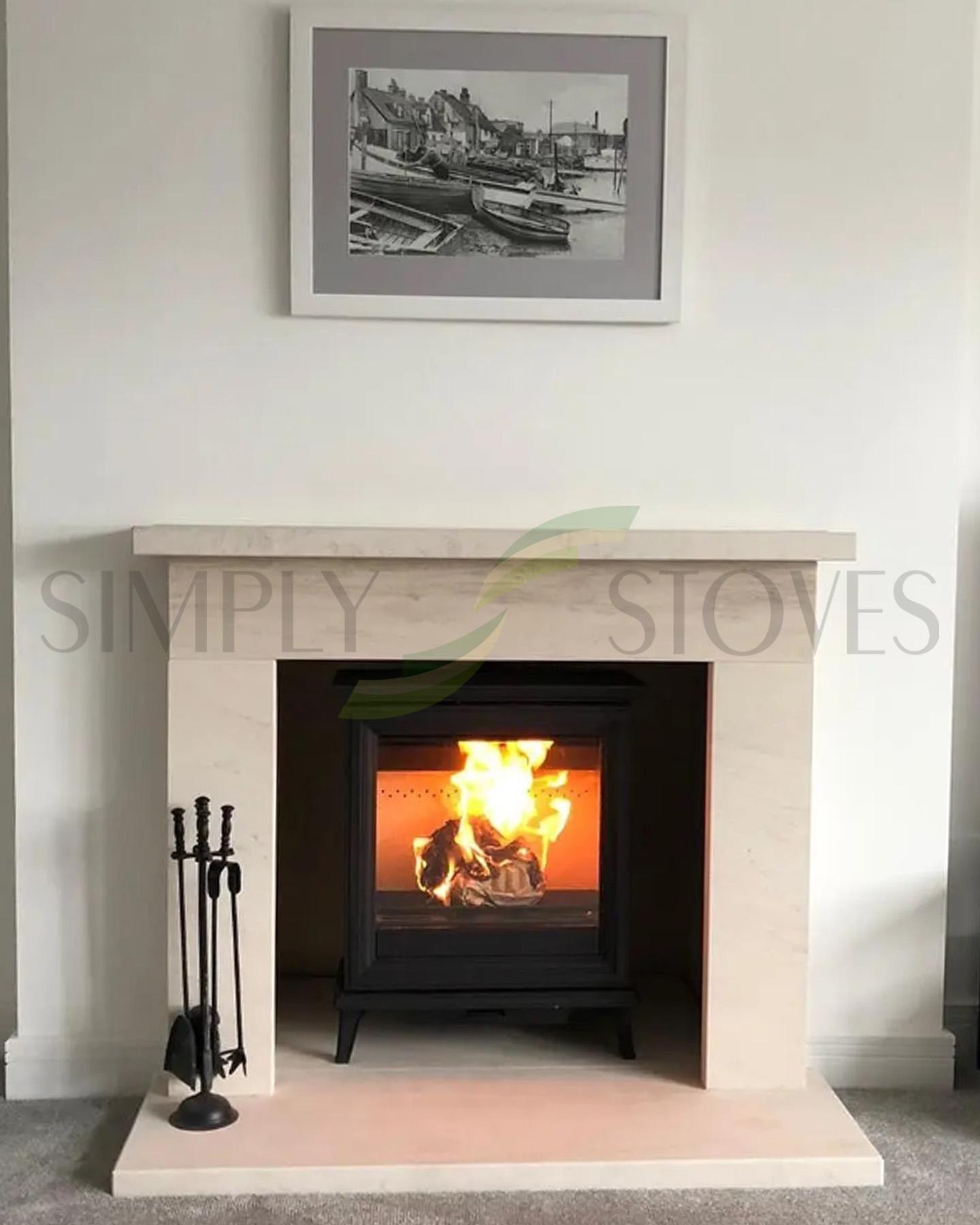 Stovax Sheraton 5 Wide Multifuel Stove new with slight cast imperfection