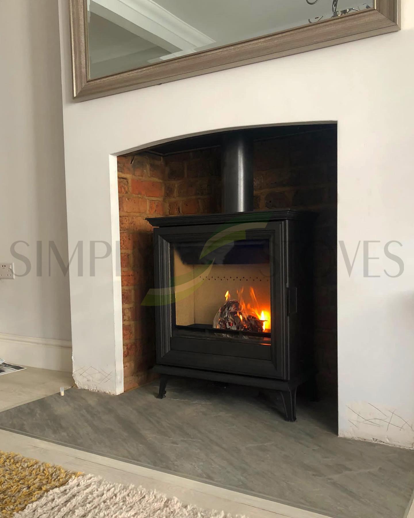 Stovax Sheraton 5 Wide Multifuel Stove new with slight cast imperfection