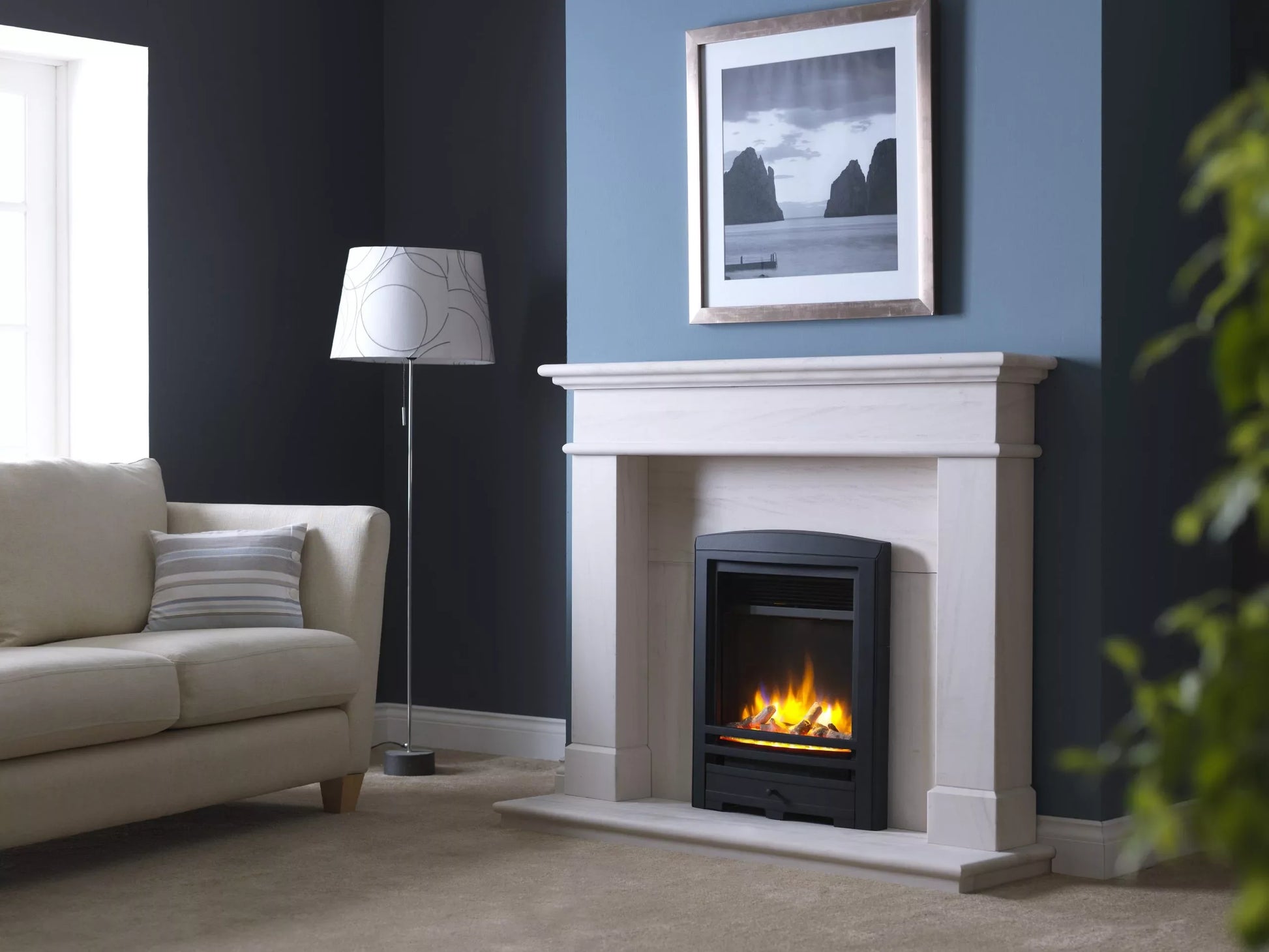 Charlton & Jenrick 16″ 3D Ecoflame Electric Fire with Cast Arch Fascia in Black