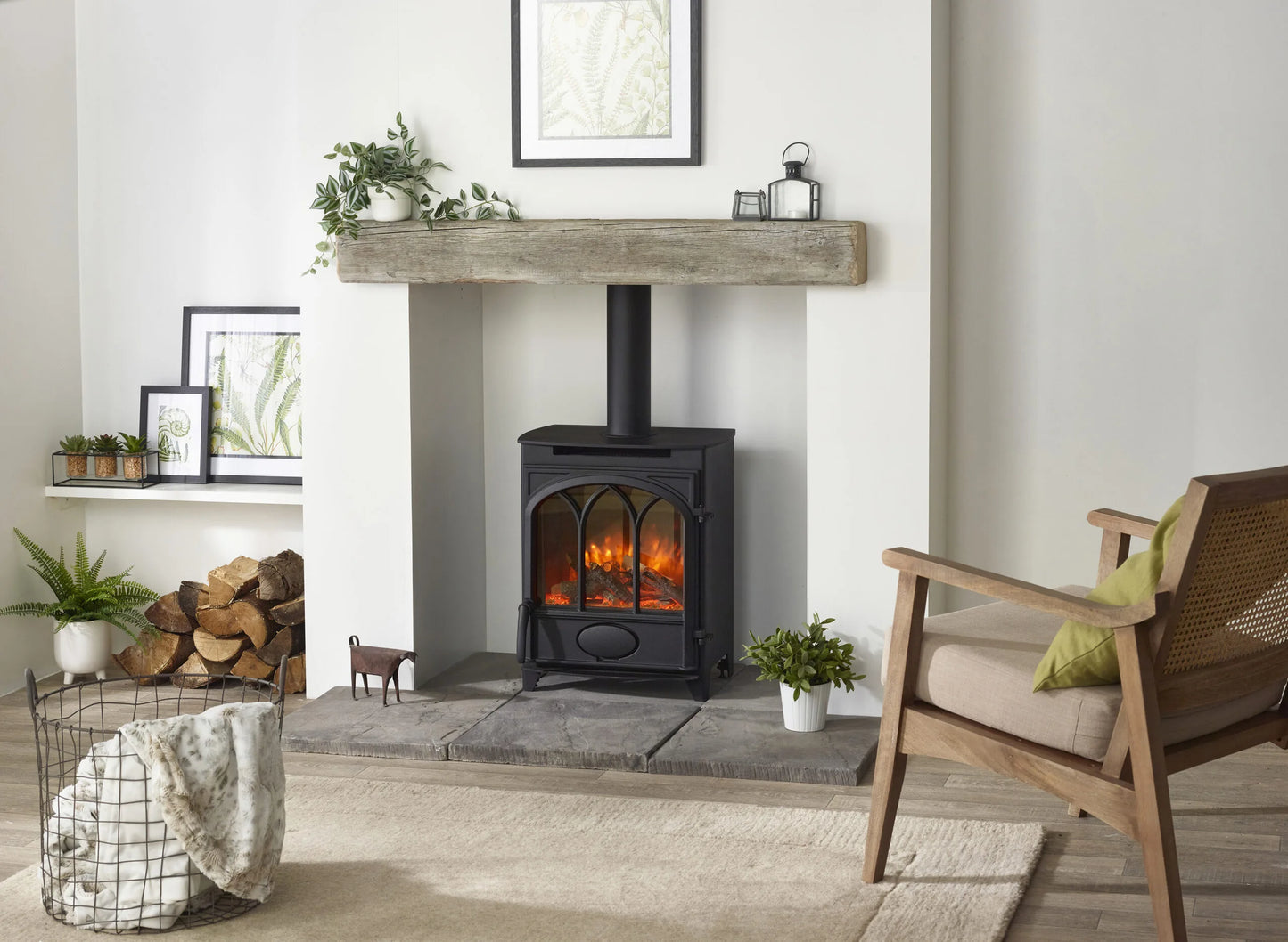 Charlton & Jenrick Electric Tracery Door Stove