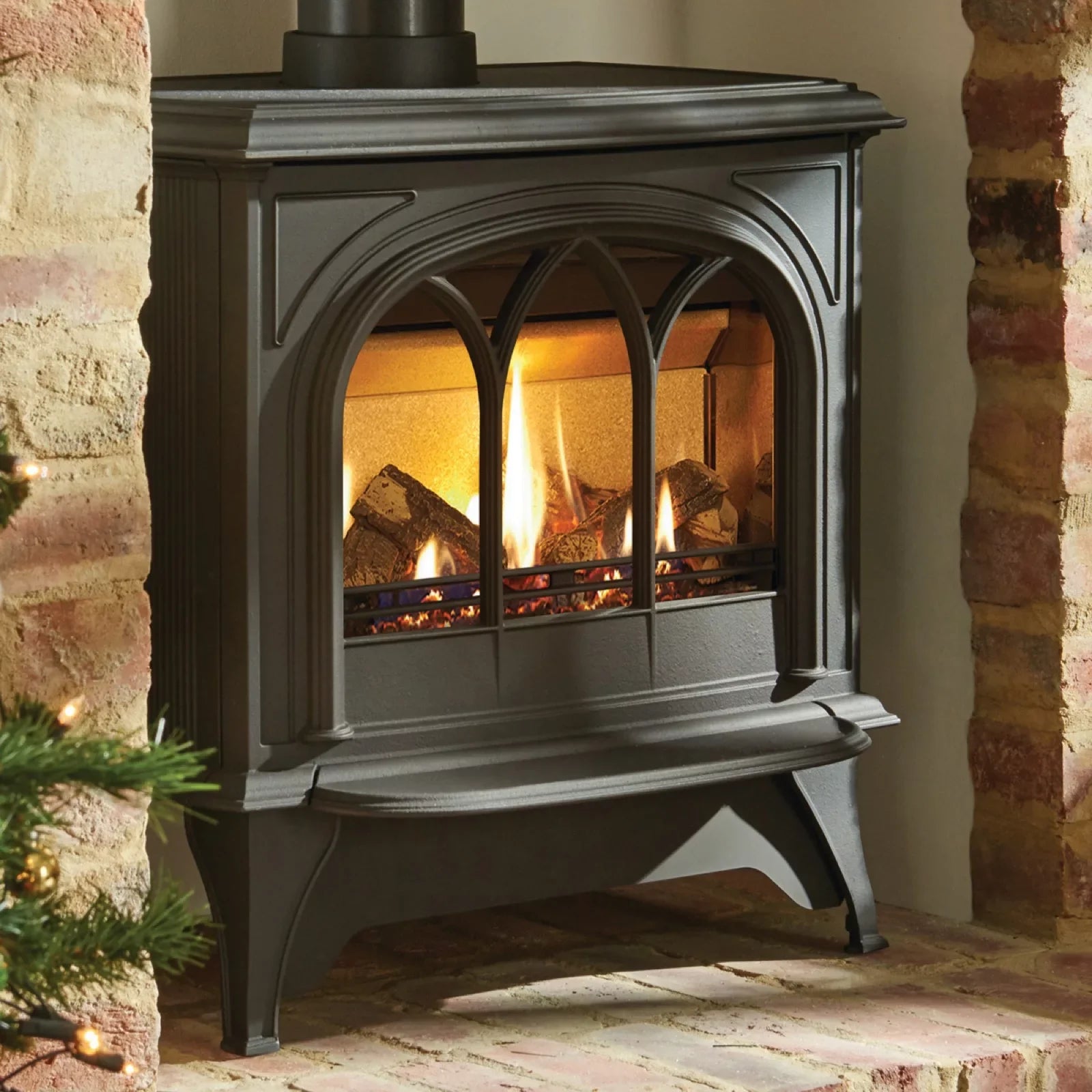 Gazco Huntingdon 40 Tracery Balanced Flue Natural Gas Stove