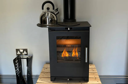Mendip Loxton 3 Cooktop Multifuel Stove - Silver Kettle