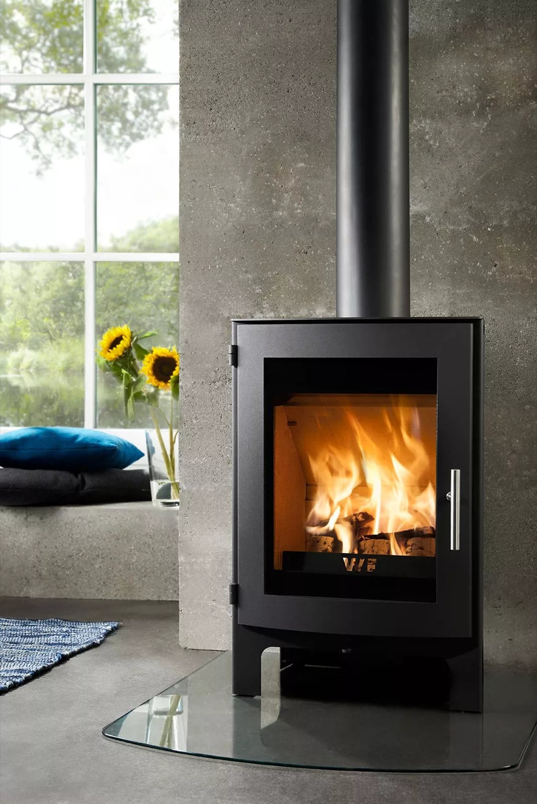 Westfire Uniq 17 Standard Wood Burning Stove