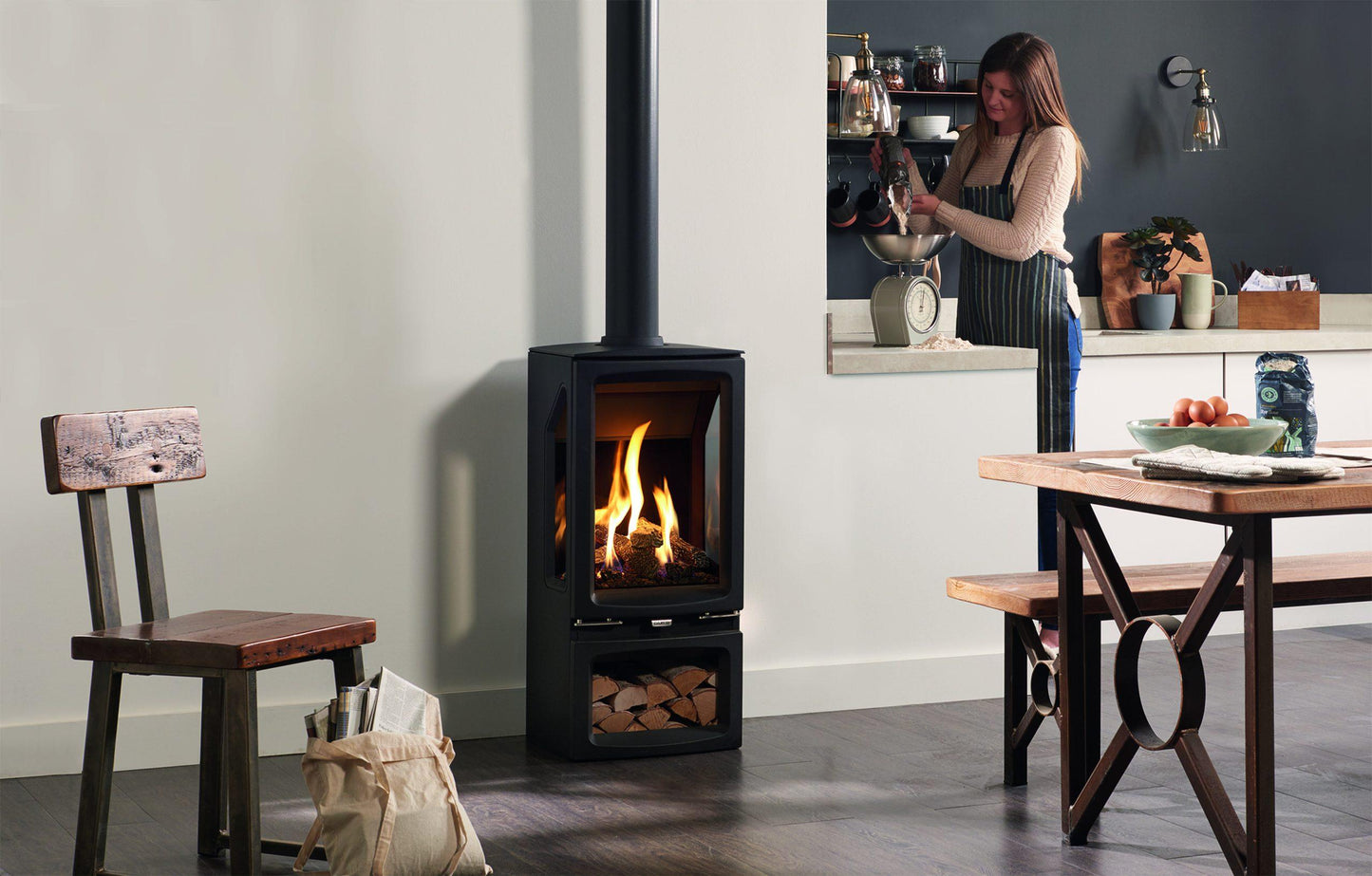Gazco Vogue Midi T Midline Black Glass Conventional Natural Gas