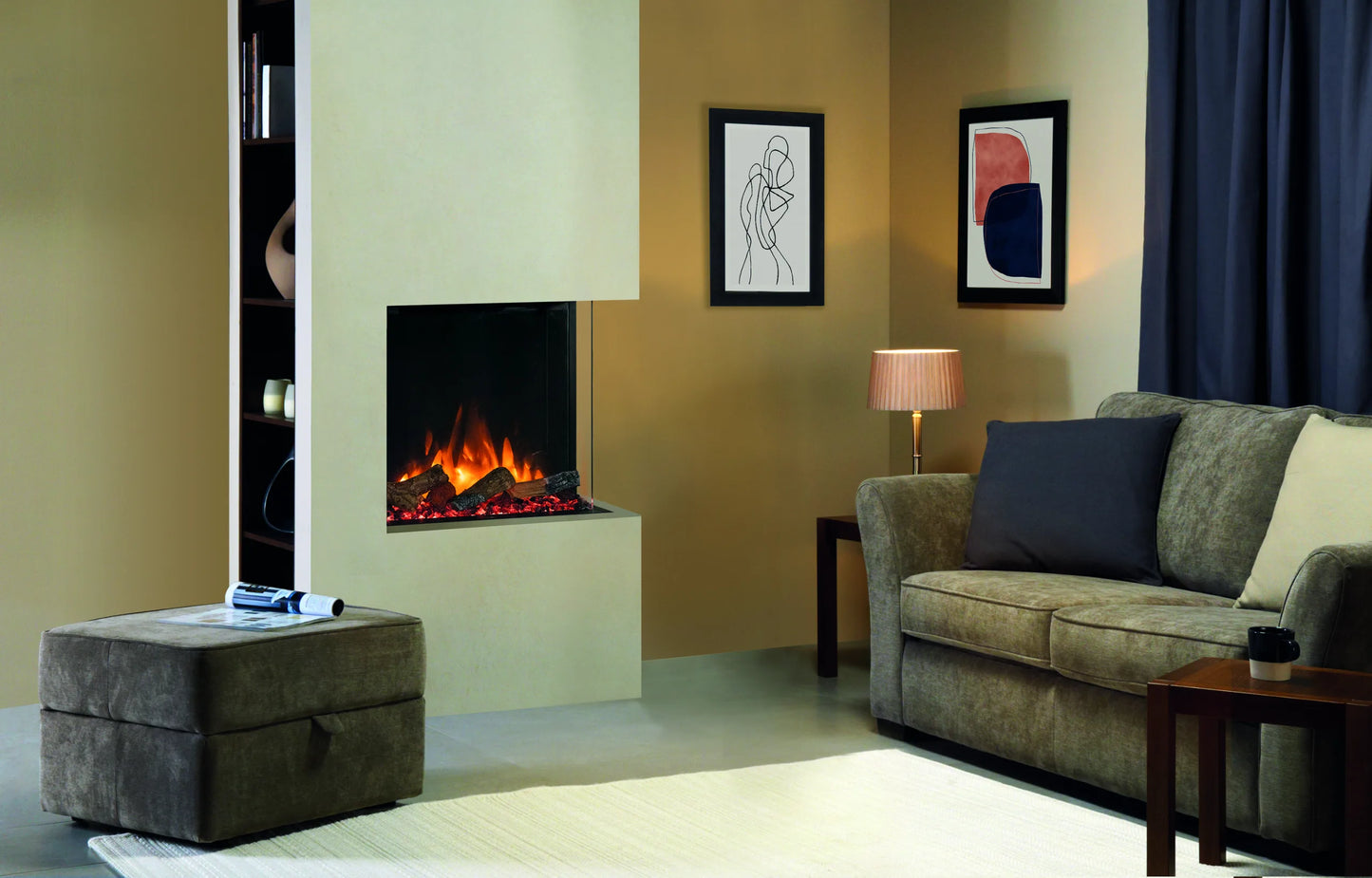 eReflex 55RW with log Fuel Effect Shown as 2 sided installation_ER5503